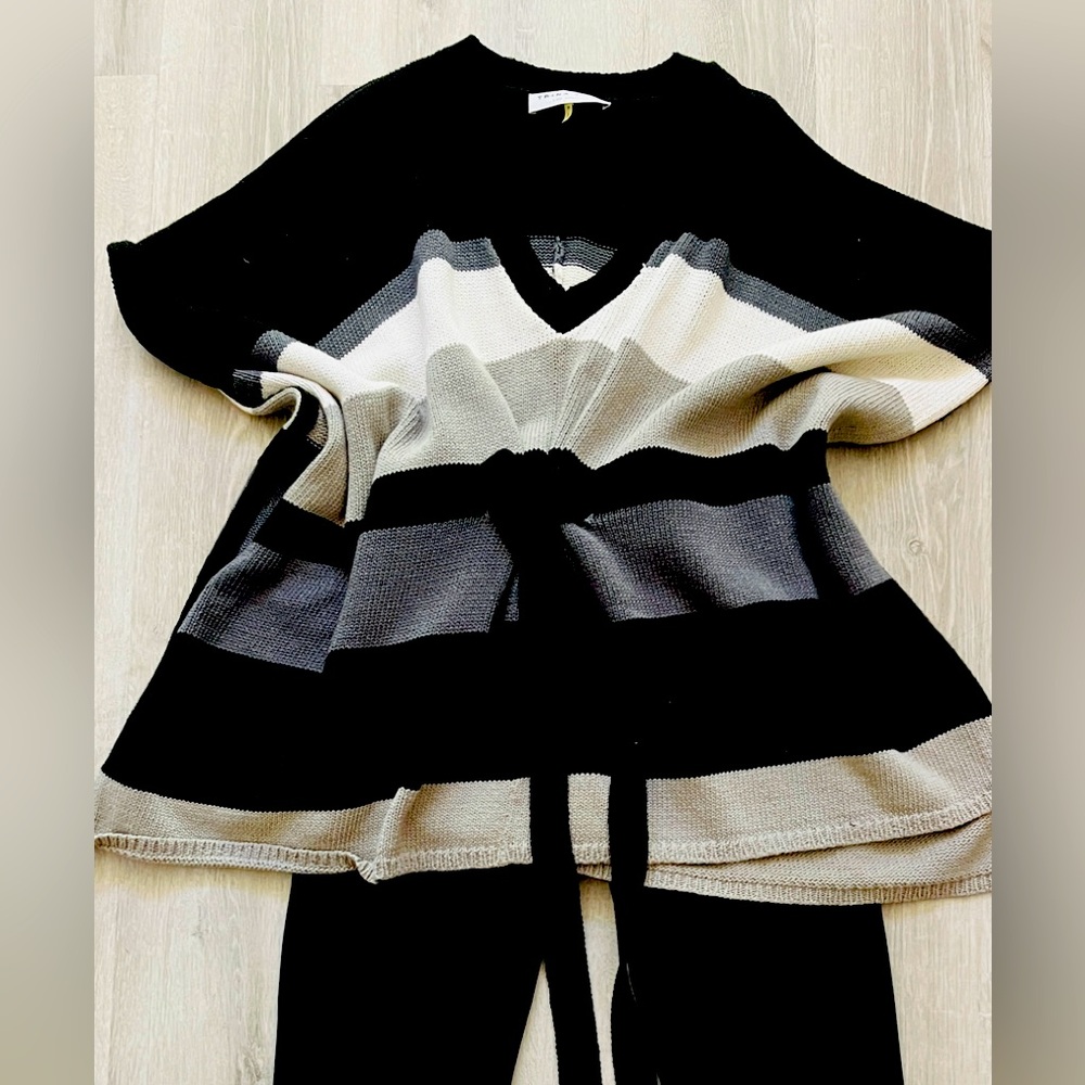 Trina Turk striped Poncho-Sweater
